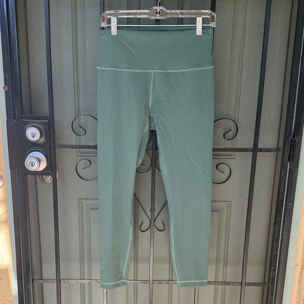 Lululemon Wunder Train High-Rise Tight